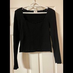 Aritzia Wilfred long sleeve crop top